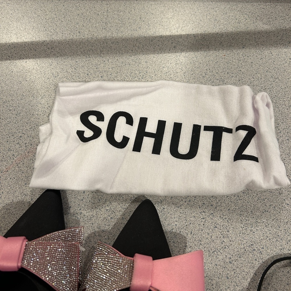 Schutz women’s Kristen Pointed Toe Flat Size 8.5 New In Box - Picture 8 of 9